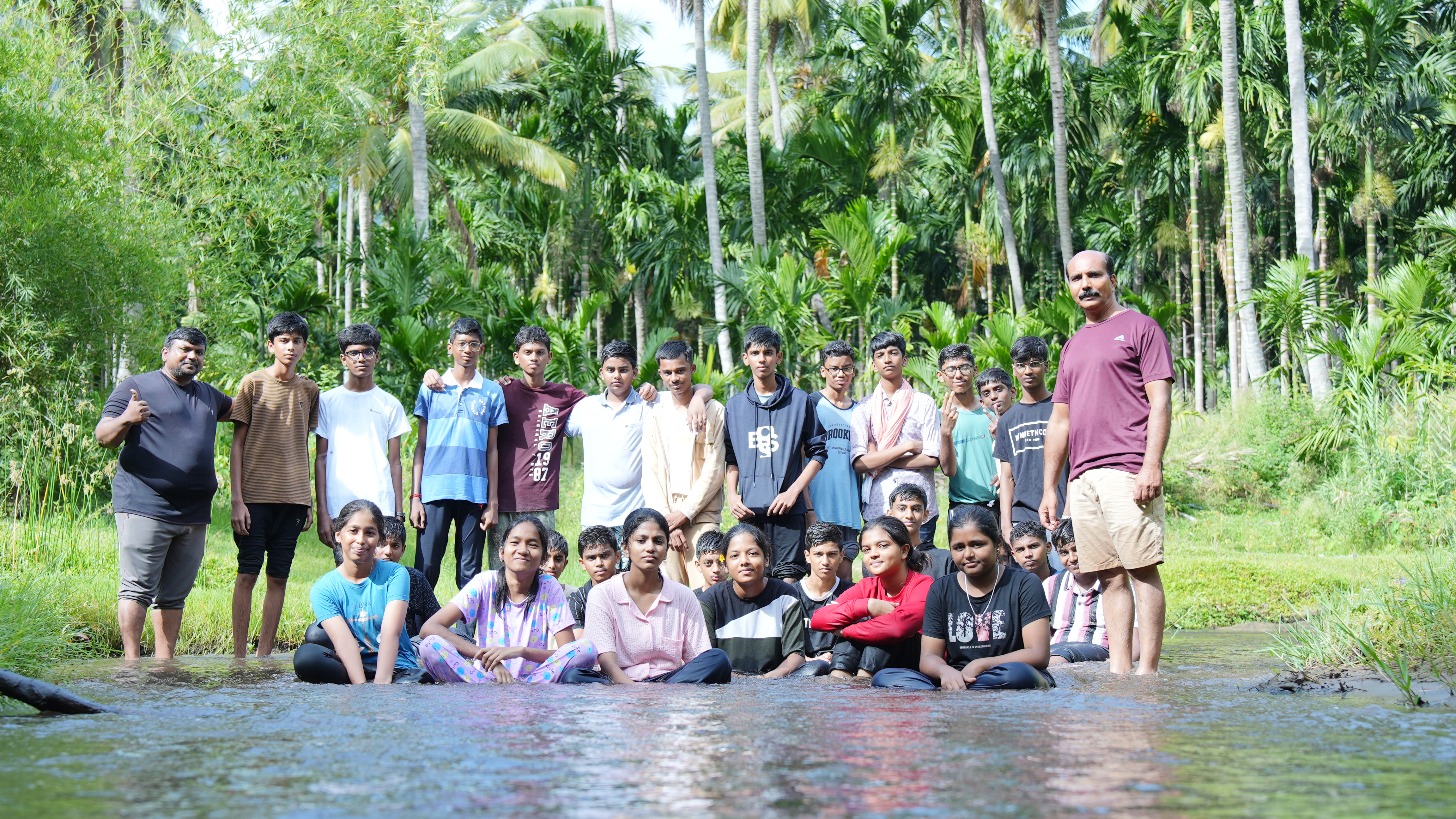 School visit at Iyal Farm — photo 2