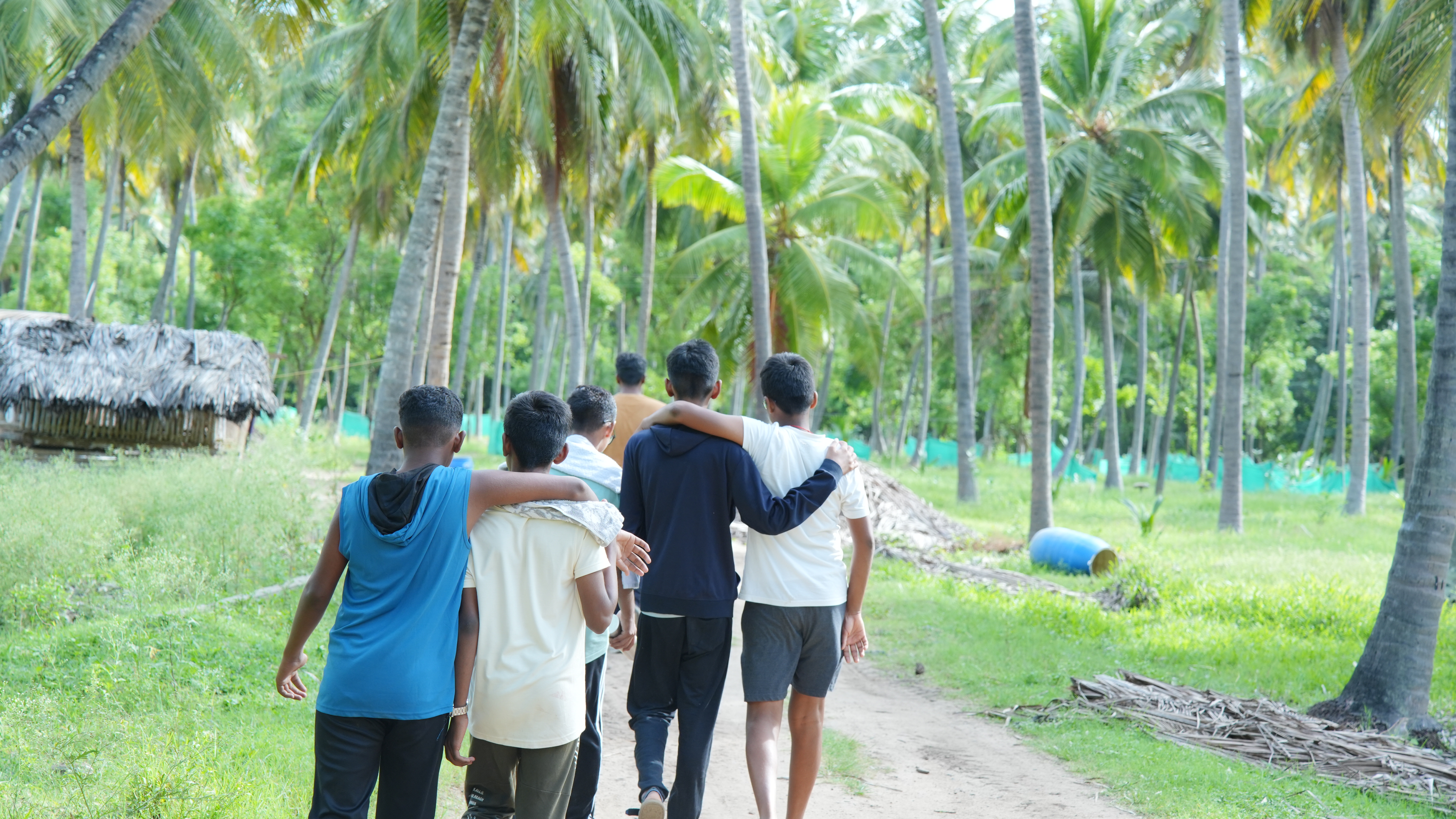 School visit at Iyal Farm — photo 17