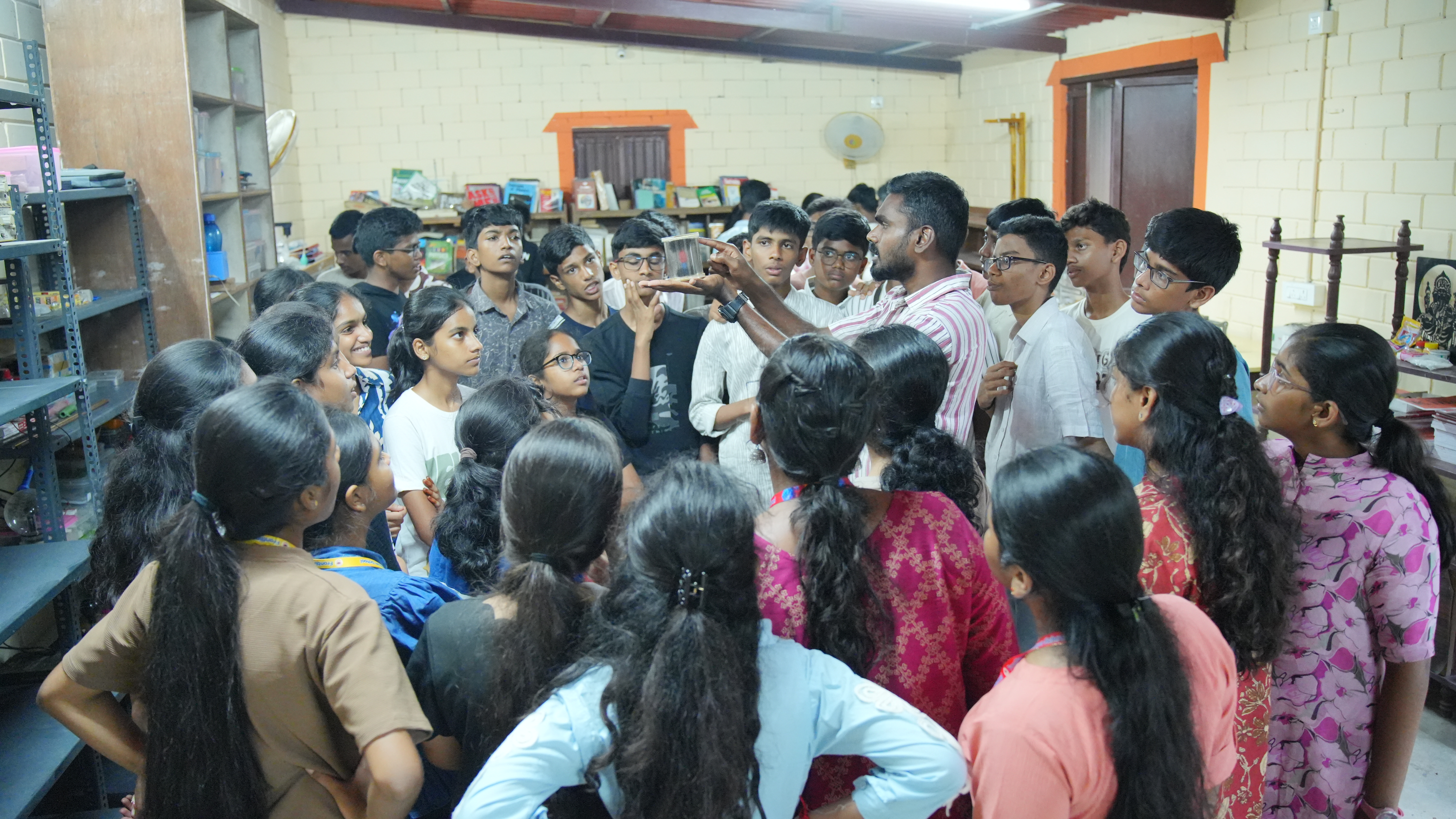 School visit at Iyal Farm — photo 28